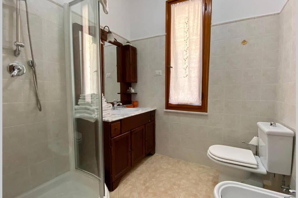 Oasi Vacation Rental Вернацца Екстер'єр фото